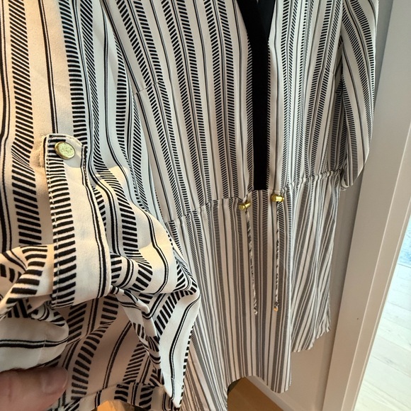 H&M Monochrome Striped Midi Dress - Picture 4 of 6